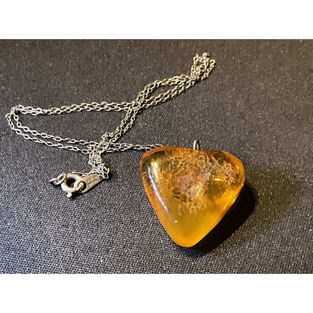 Vintage Sterling Amber Heart Pendant Necklace 16in